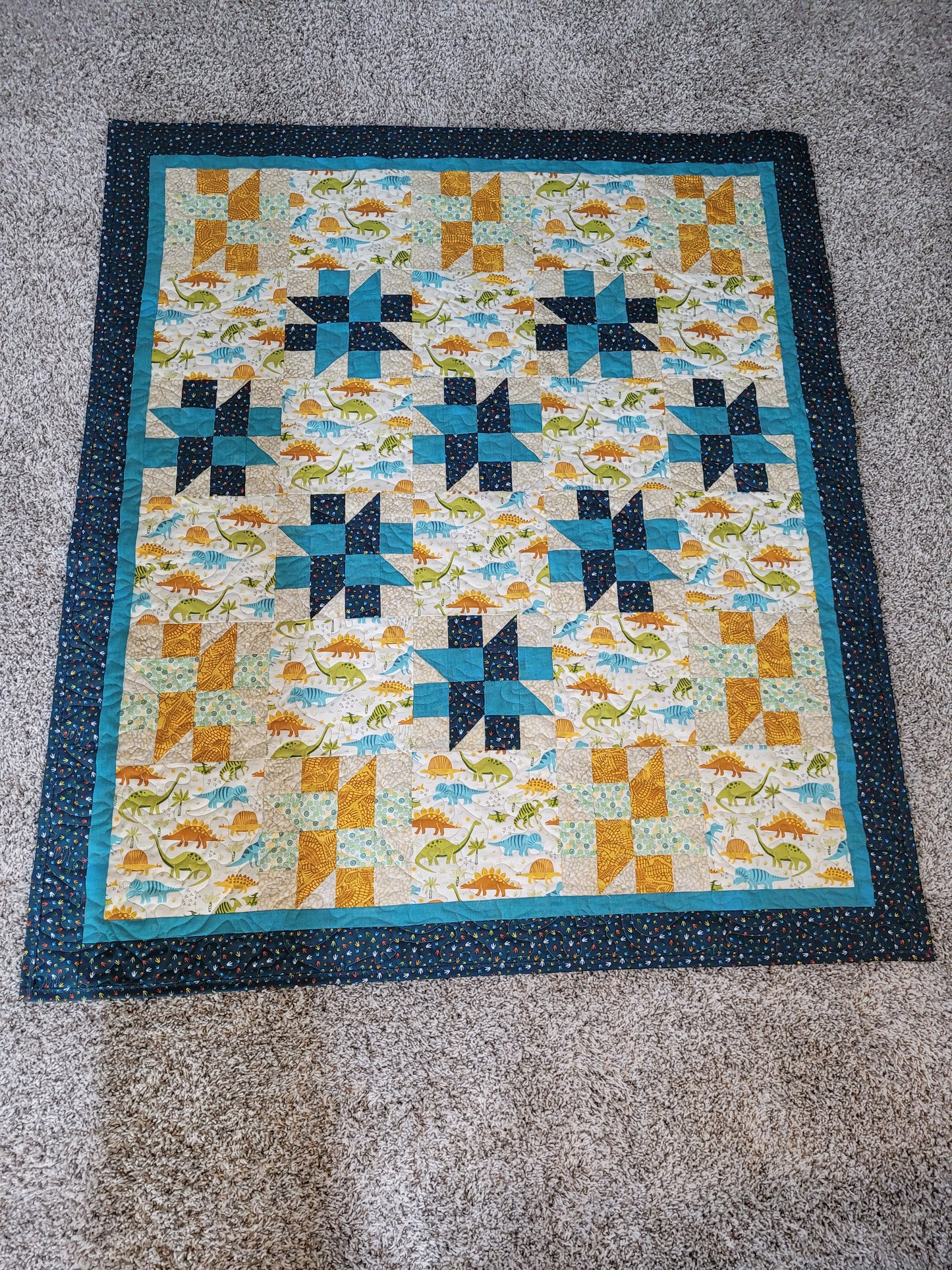 Dinasaur Baby Quilt with matching Bag